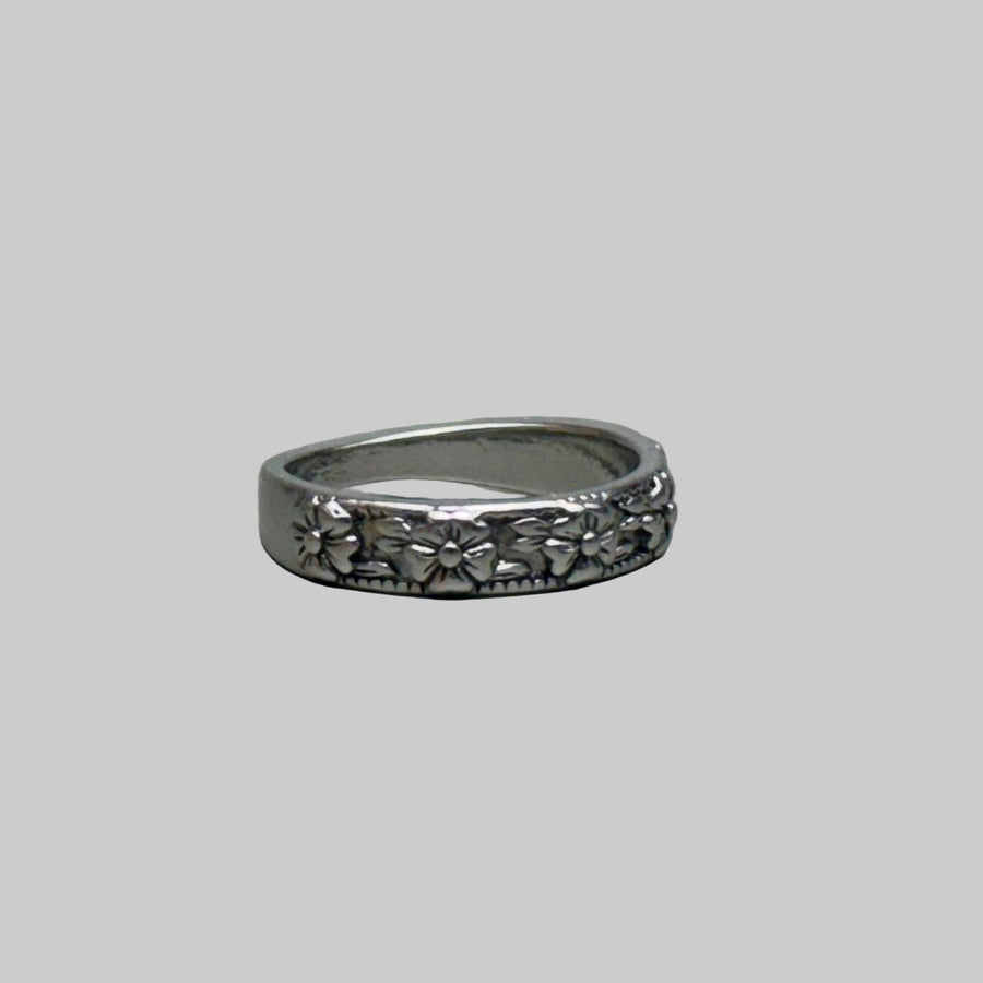 Silver Flower Band Ring