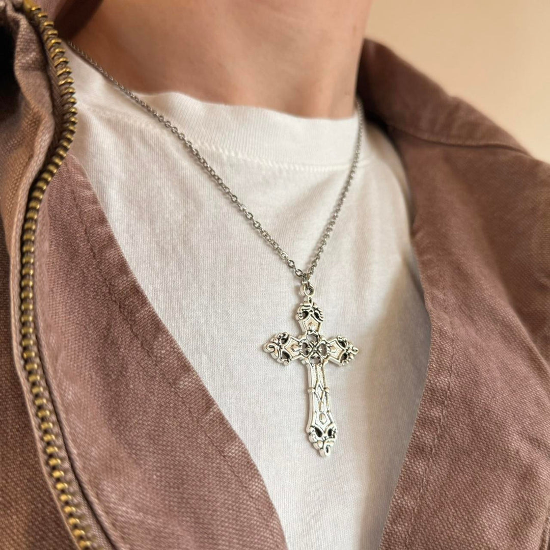 Gothic Cross Pendant - Rynor