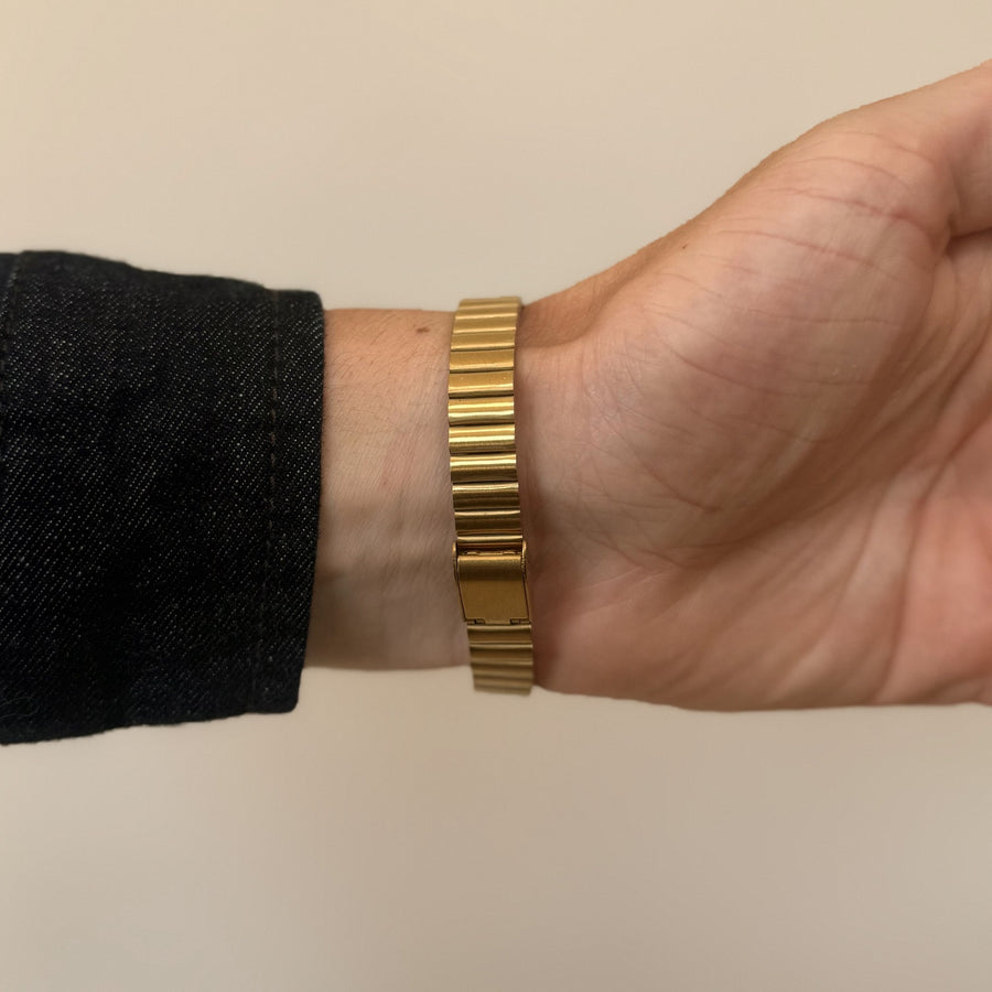 Gold Oval Quartz Watch