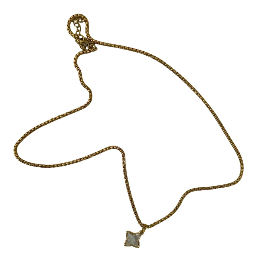 Gold Star Pendant Necklace