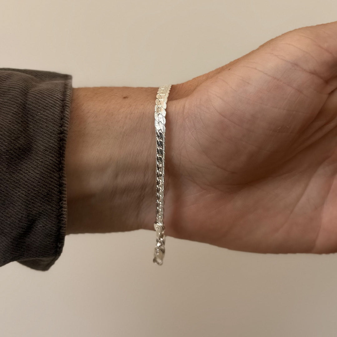 Silver Sleek Box Bracelet - Rynor