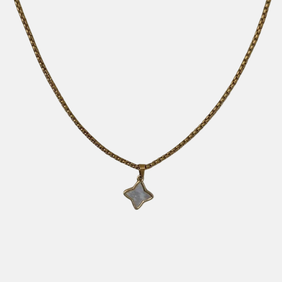 Gold Star Pendant Necklace