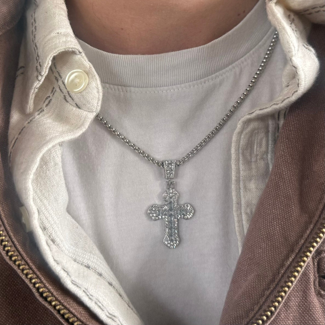 Cross Pendant Necklace - Rynor