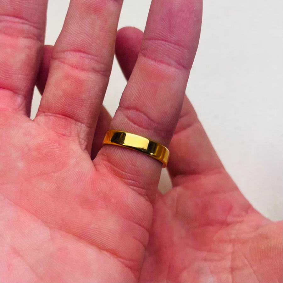 Minimalist Rectangular Bar Ring