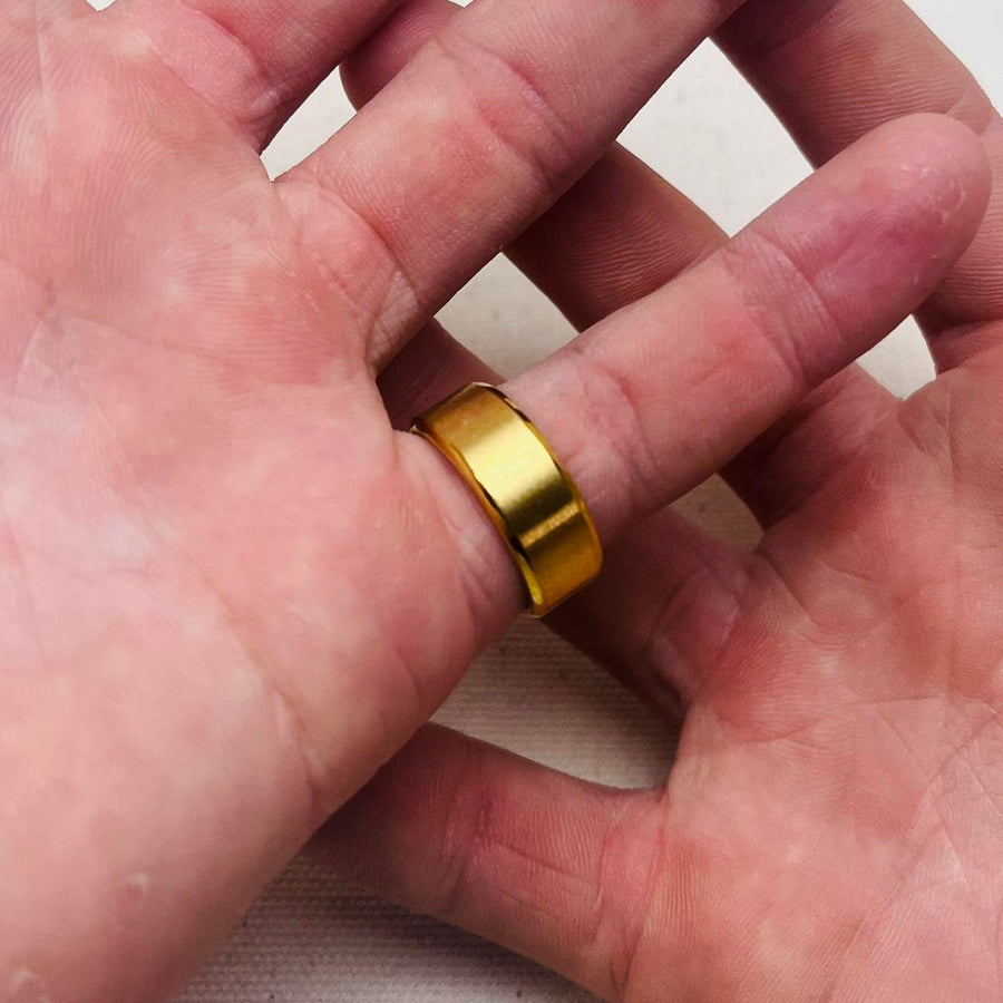 Gold Polished Band Ring