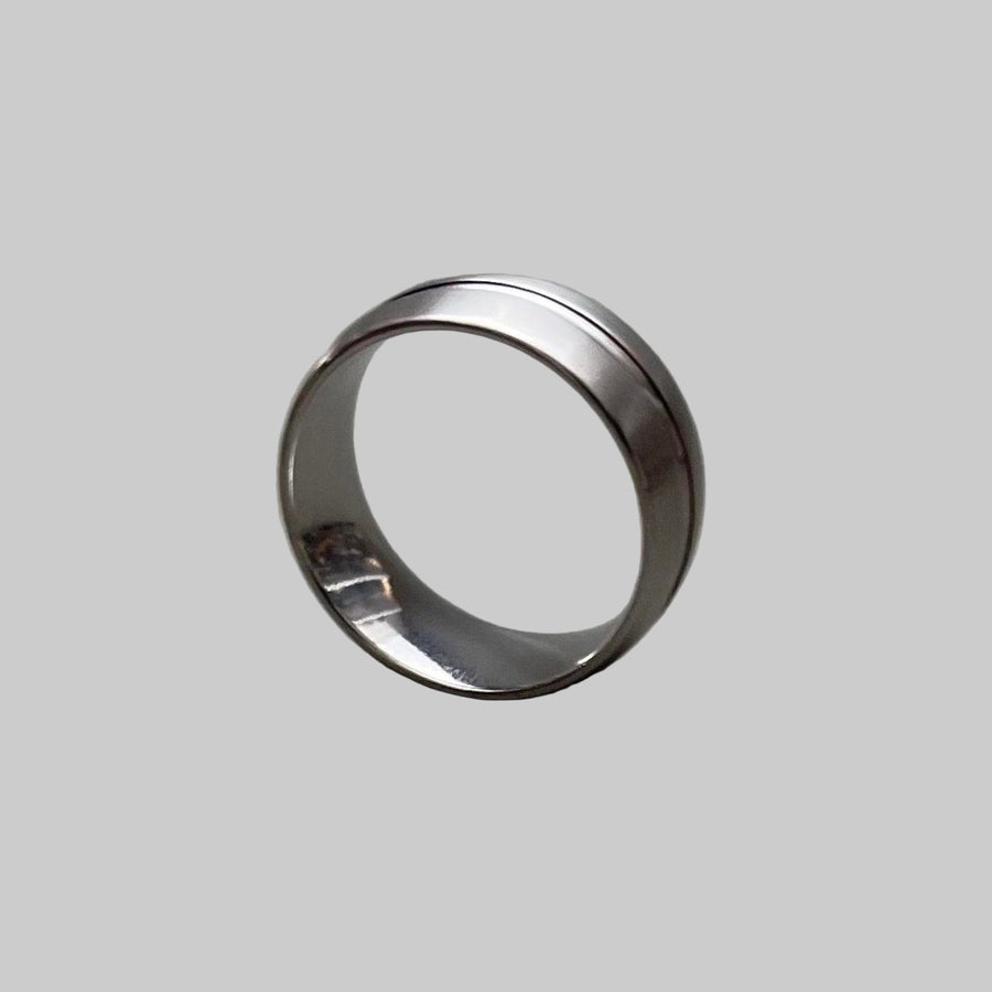 Silver Shiny Band Ring
