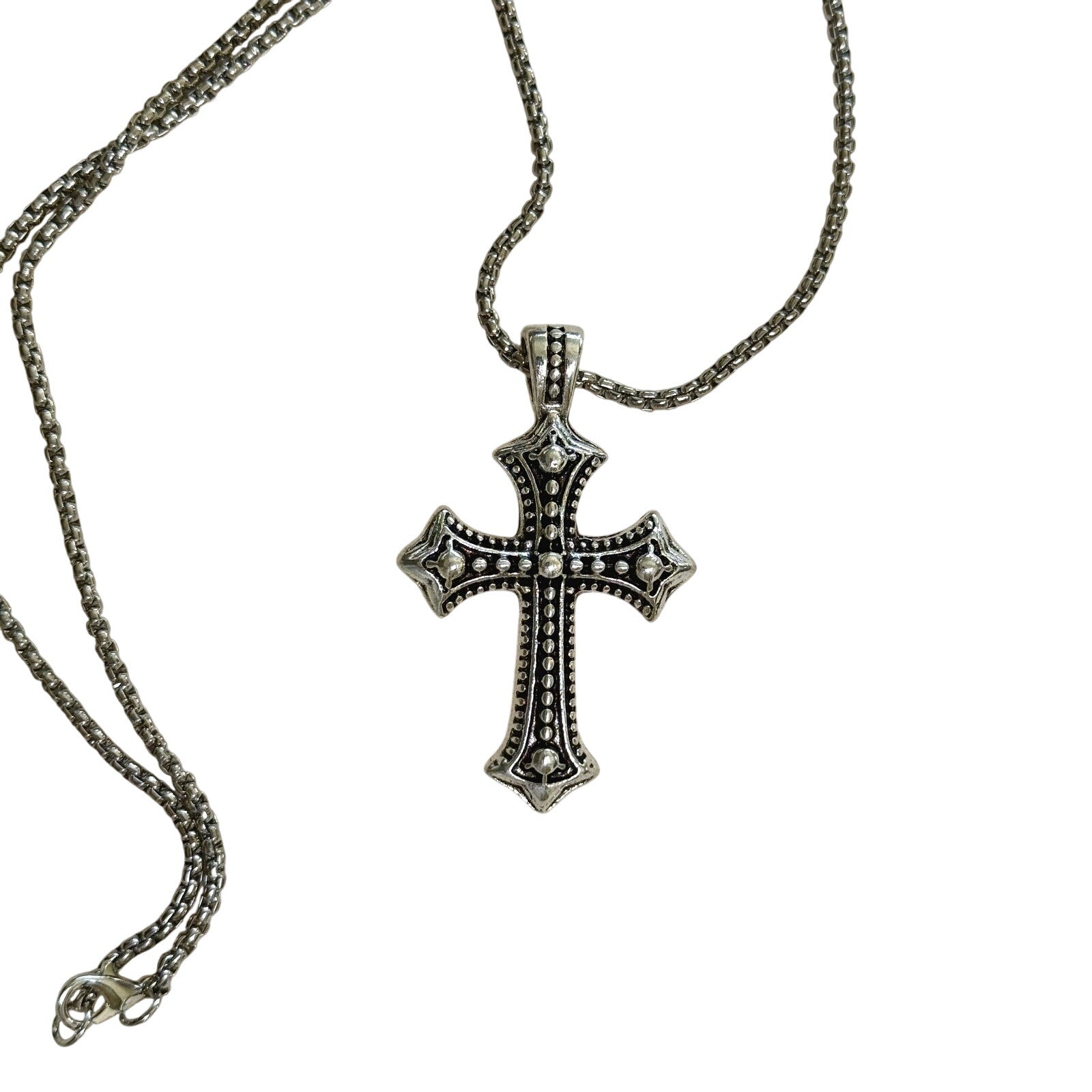 Ornate Gothic Cross Necklace - Rynor