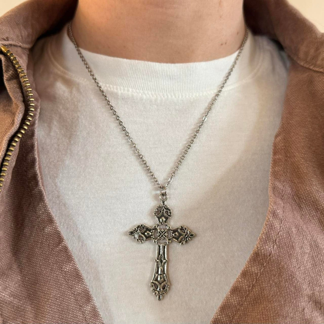 Gothic Cross Pendant - Rynor