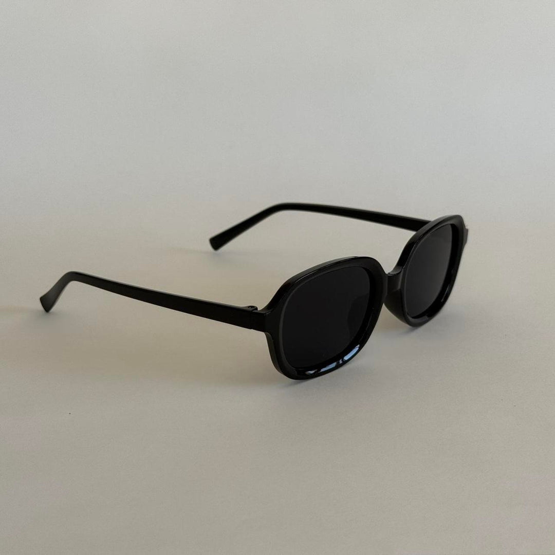 Black Oval Sunglasses - Rynor