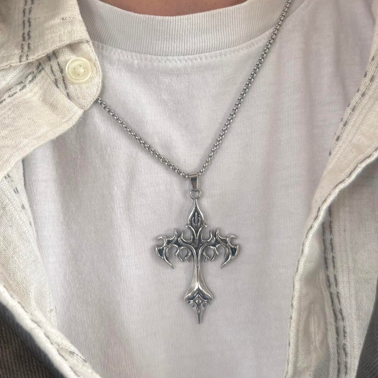 Gothic Cross Necklace - Rynor
