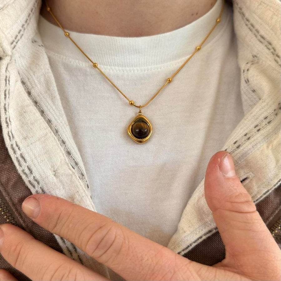 Gold Medallion Pendant Necklace