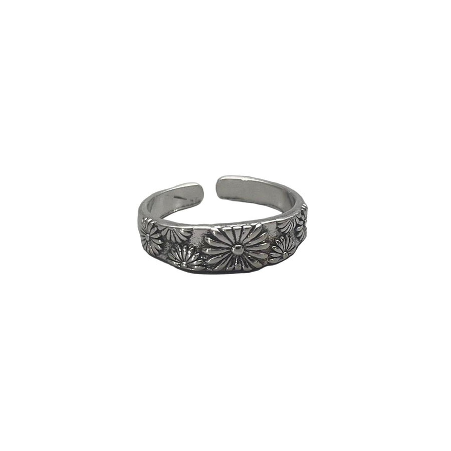 Silver Daisy Band Ring