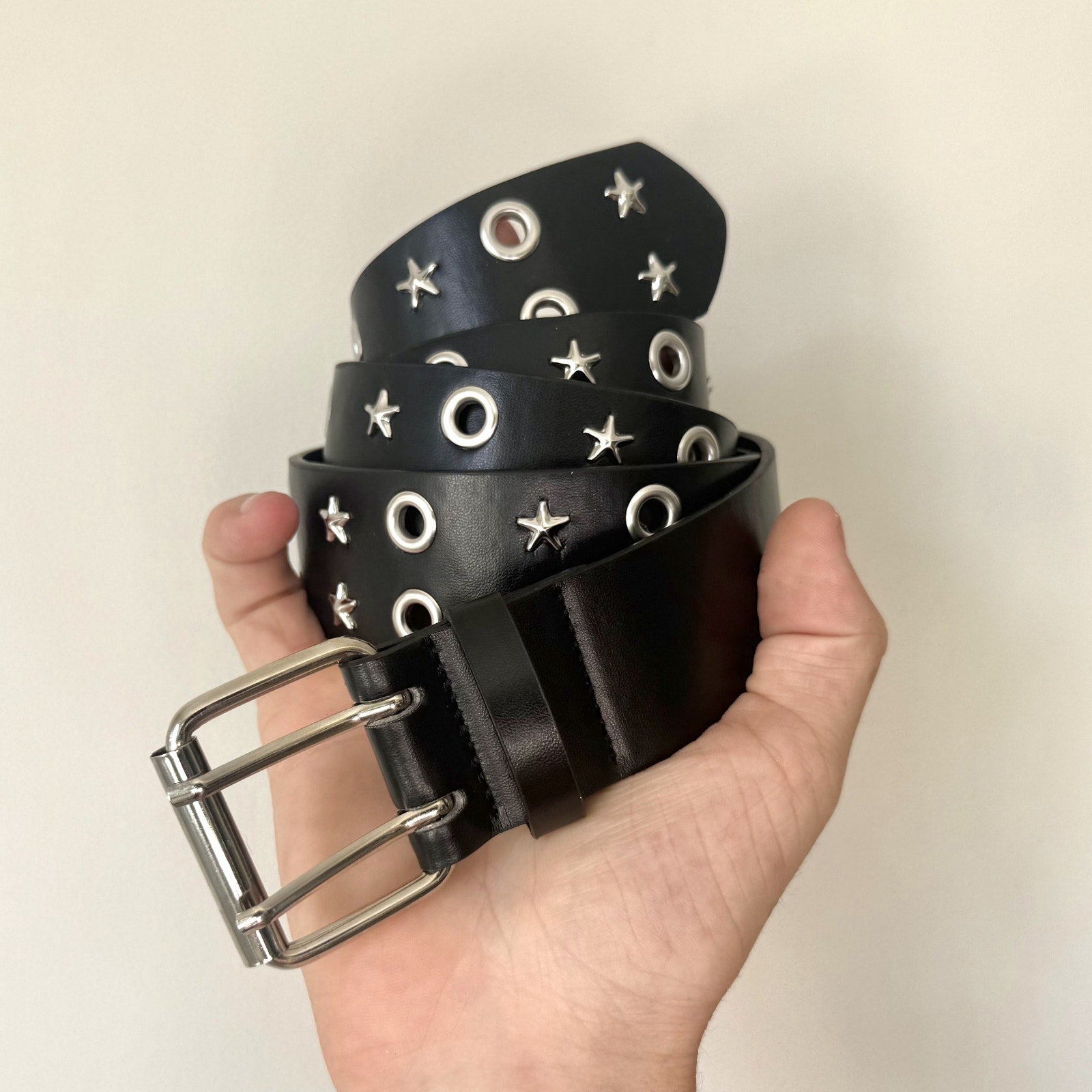 Black Grommet Star Belt - Rynor