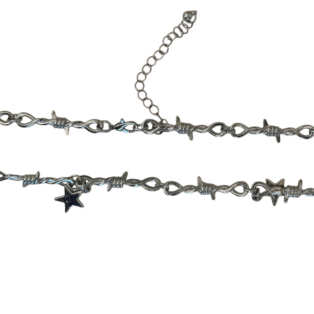 Star Charm Barbed Necklace - Rynor