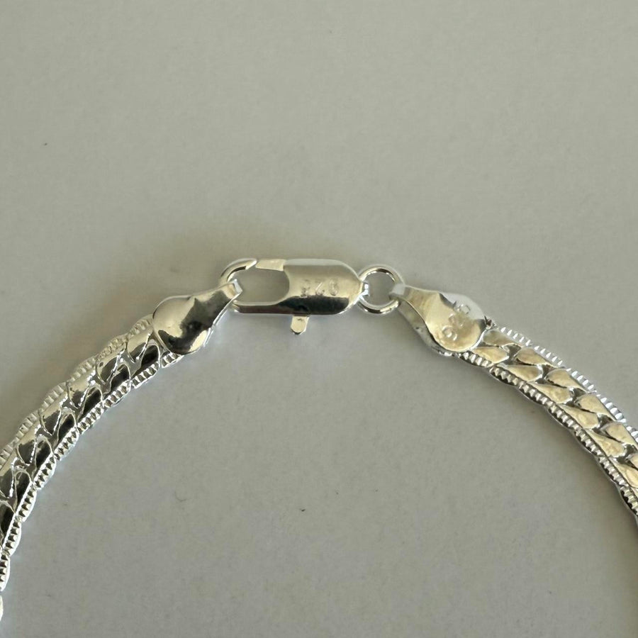Silver Sleek Box Bracelet