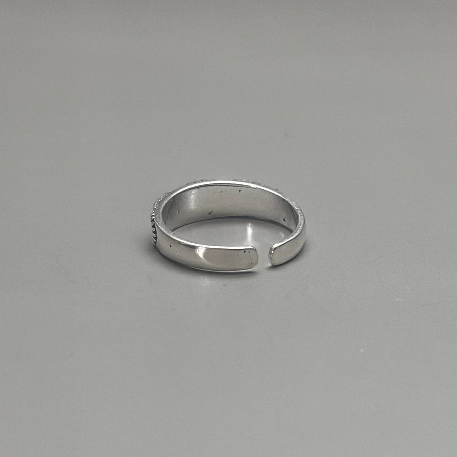 Silver Daisy Band Ring