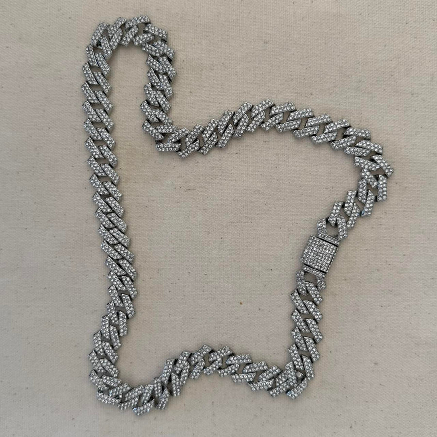 Y2K Iced Out Cuban Link Chain – Vintage 2000s Emo Style, Unisex, Brand New