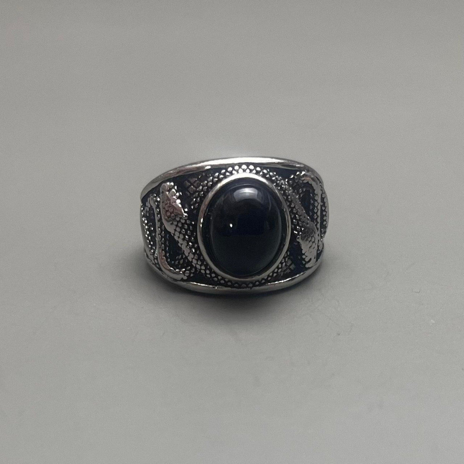 Silver Black Stone Ring - Rynor