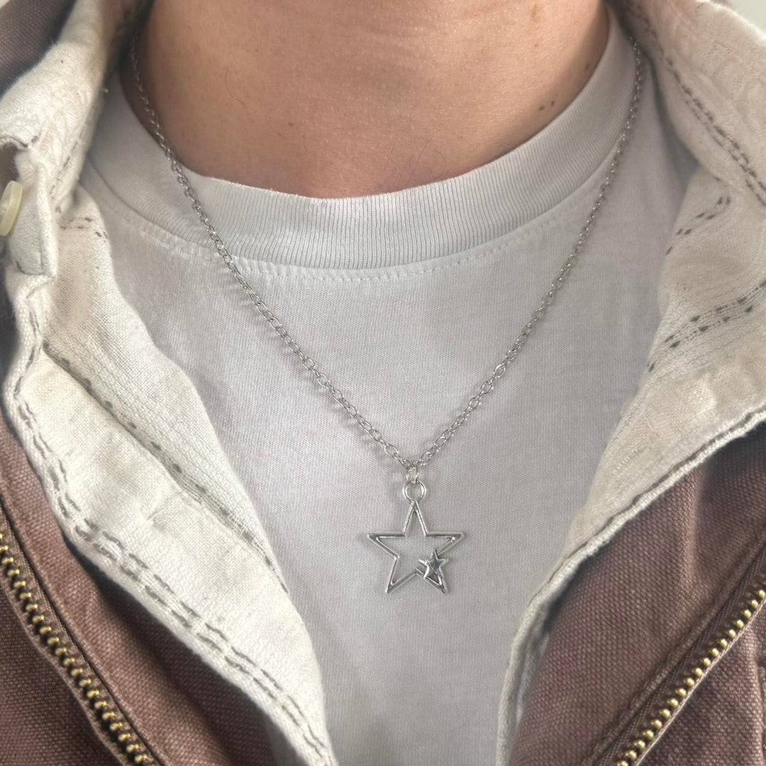 Silver Star Outline Necklace - Rynor