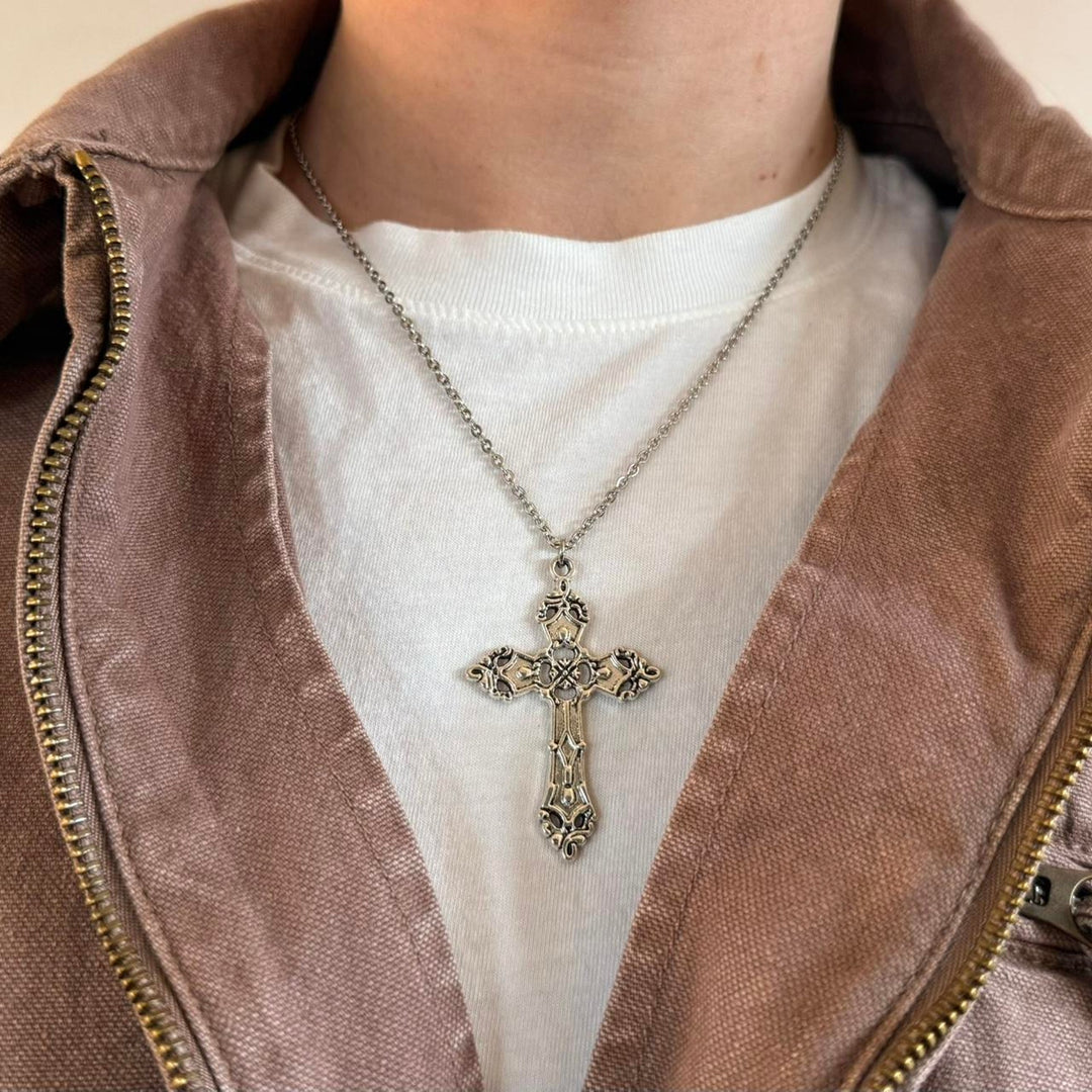 Gothic Cross Pendant - Rynor