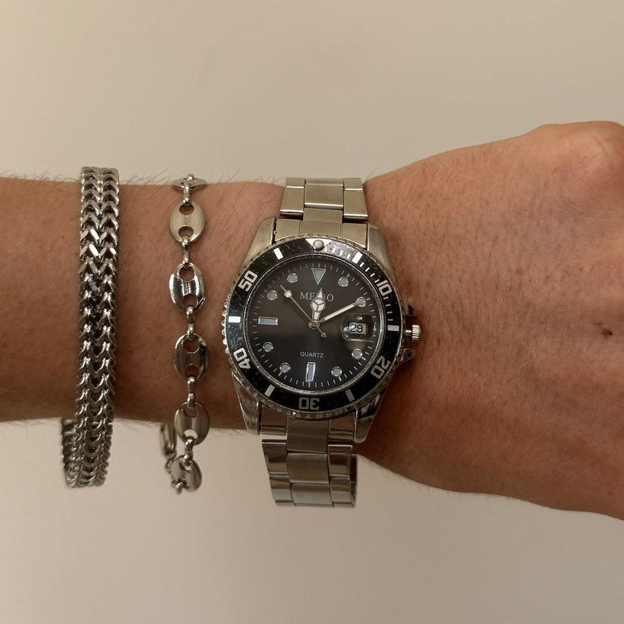 Black Diver Watch