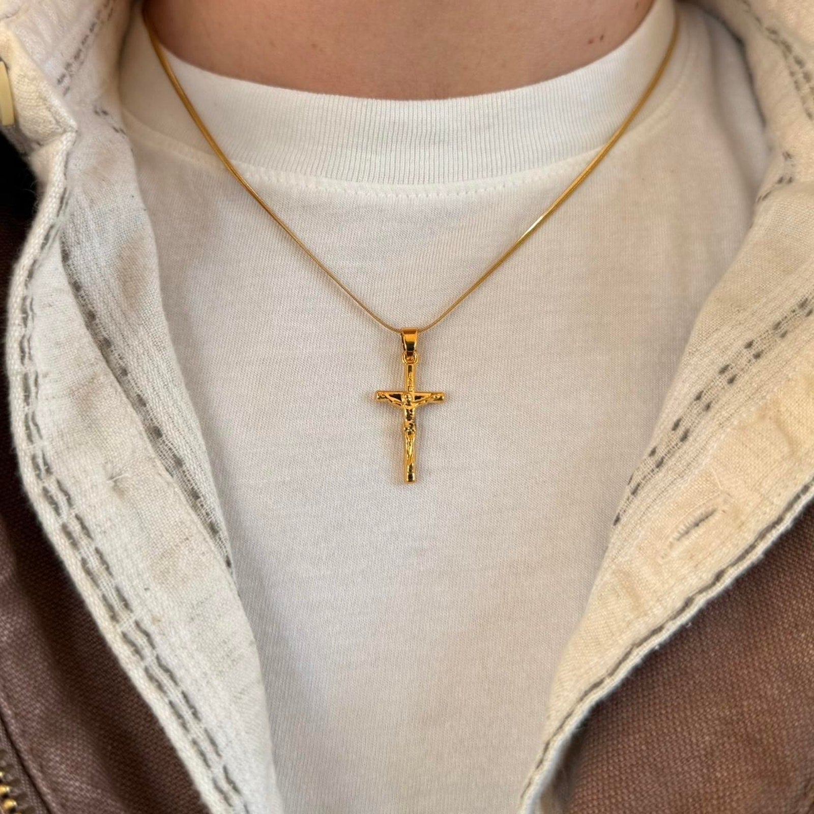 Cross Pendant Chain Necklace