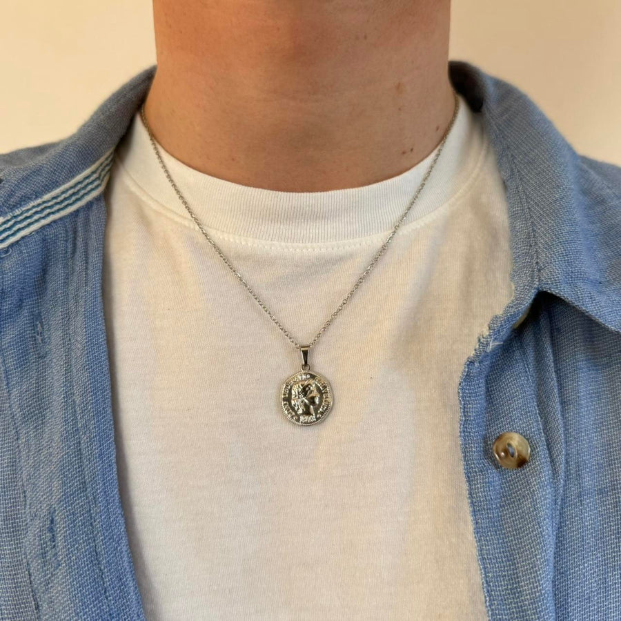 Medallion Pendant Necklace