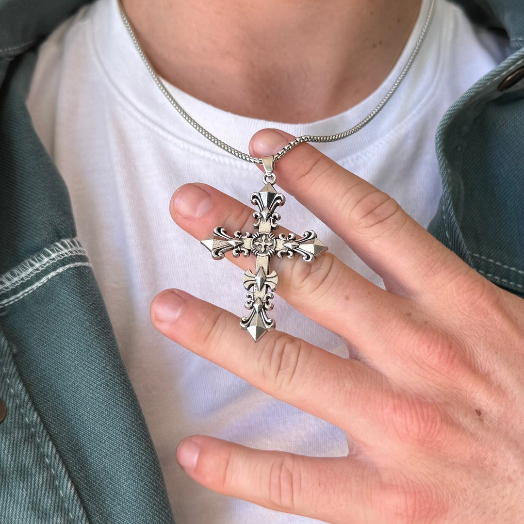 Silver Cross Pendant Necklace - Rynor