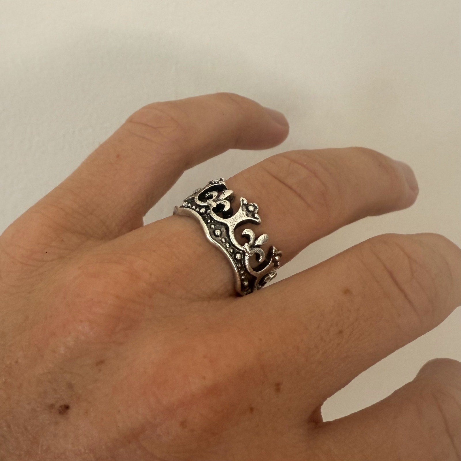 Silver Gothic Crown Ring