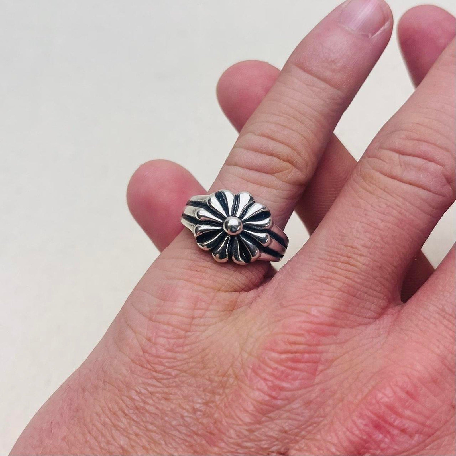 Silver Flower Ring
